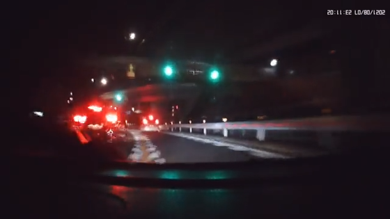 【悲報】走り屋さん「信号無視の車のせいで事故った、僕は1mmも悪くないですよね？」で、大炎上した動画がこれｗｗｗｗｗｗｗｗｗｗ