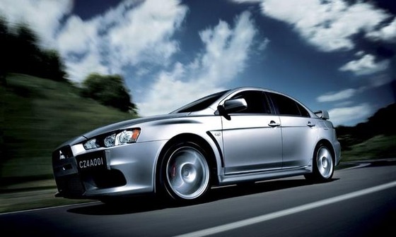 2014-Mitsubishi-Lancer-Evolution-GSR-photos