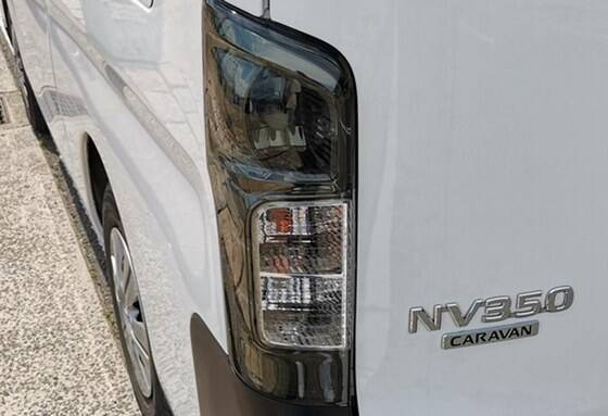 車のブレーキランプのスモークって車検通らないの？