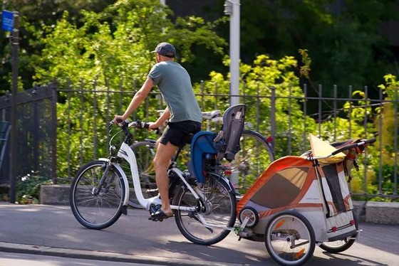【悲報】EVに急に全振りして失敗してしまったドイツさん「自転車リヤカー」が流行してしまうｗｗｗｗｗｗのサムネイル