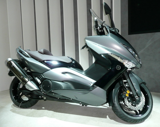 Yamaha_TMAX_2007TMS