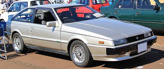 800px-1988_Isuzu_Piazza_XE_Handling_by_Lotus
