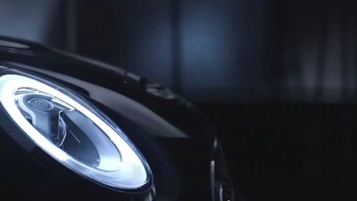 2014-Mini-Cooper-headlight-1024x576