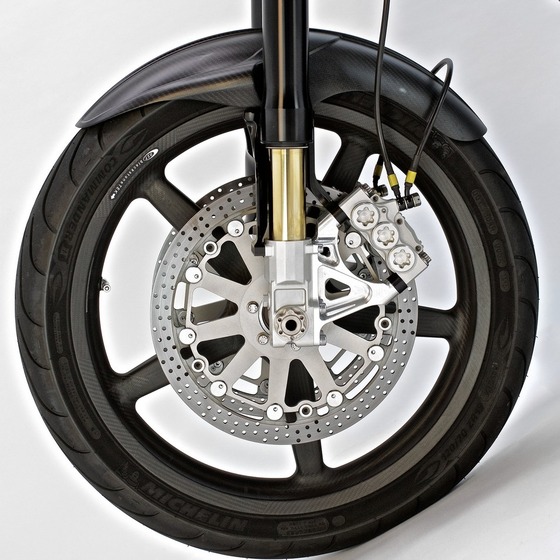 OD-BF517_RUMBLE_12S_20150226125119