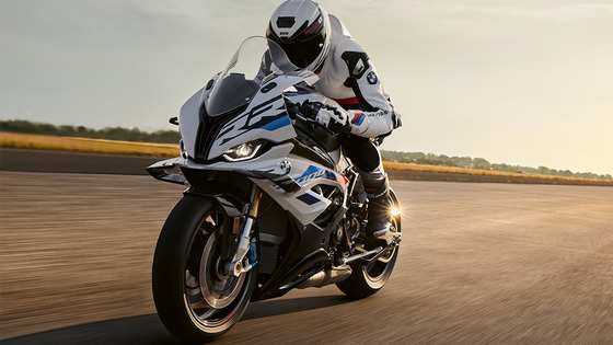 BMWのバイクって歳を取るとカッコいいと思うようになるの？のサムネイル
