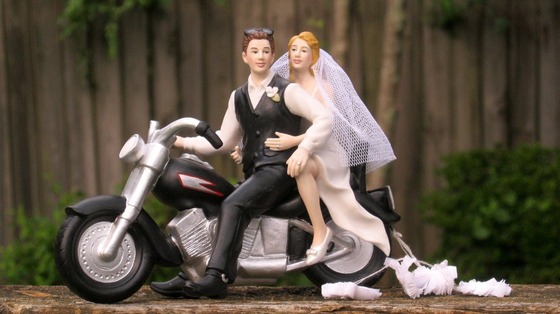 Motorcycle-Biker-Wedding-Cake-Topper