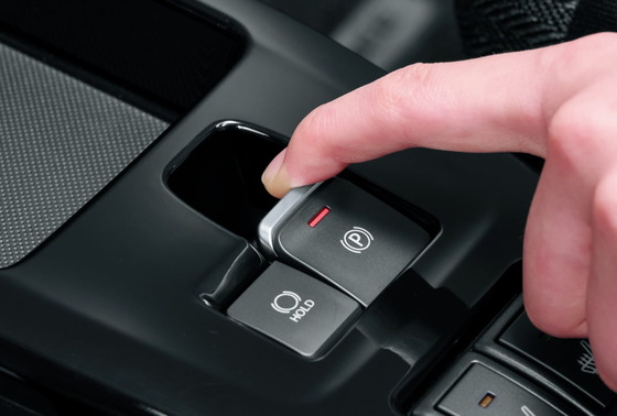 【朗報】最近のスズキ車は電動パーキングが普及してきてガチでコスパ最強になってきたなのサムネイル