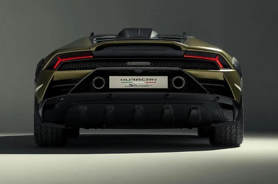 lamborghini-huracan-sterrato_-6-7jl84wqncs