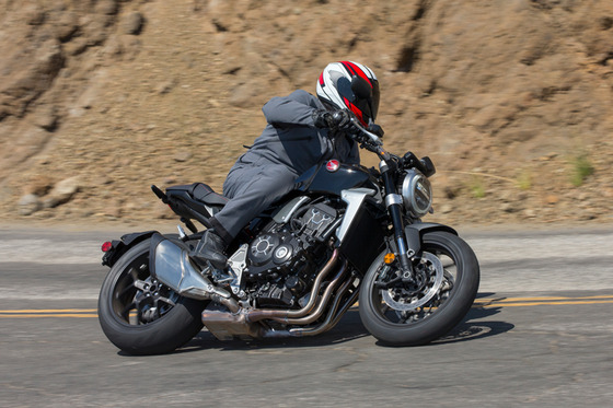 【悲報】バイクさん維持費高すぎる…