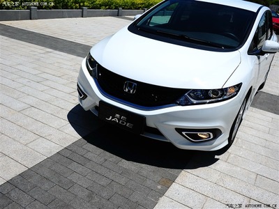 Honda_Jade14