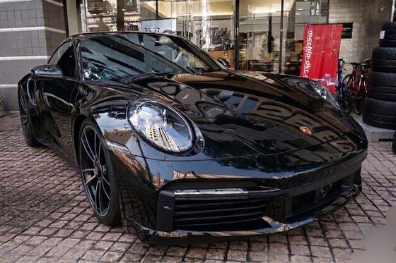 【画像】スポーツカーの頂点の車、カッコよすぎるｗｗｗｗｗｗのサムネイル