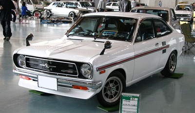 800px-Datsun_Sunny_B110_GX