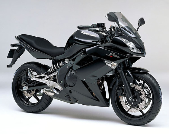 2011_ninja400r_02