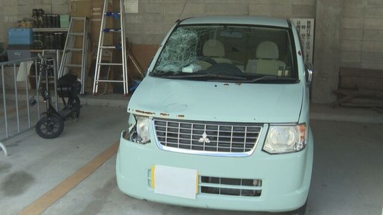 77歳の男が運転する軽自動車が信号無視して交差点に侵入し電動キックボードと衝突、キックボードの78歳男性が死亡