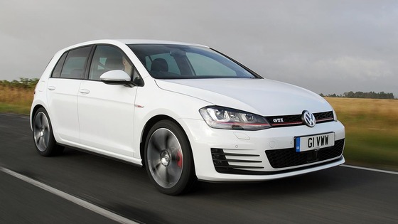 buyers_guide_-_vw_golf_gti_2014_-_front_quarter