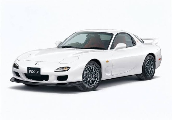 RX-7「パワー無いです。剛性無いです。コーナーも言うほど速くないです」←天下取れた理由