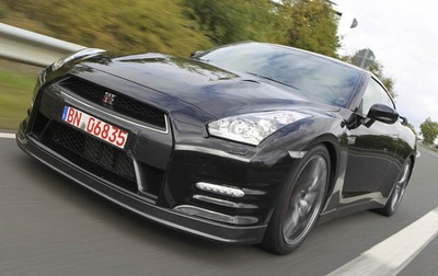 web2013-nissan-gtr31