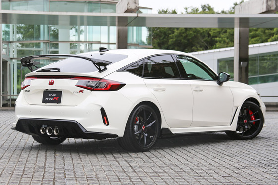 GT81NyA