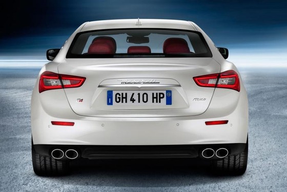 maserati-ghibli-rear-static