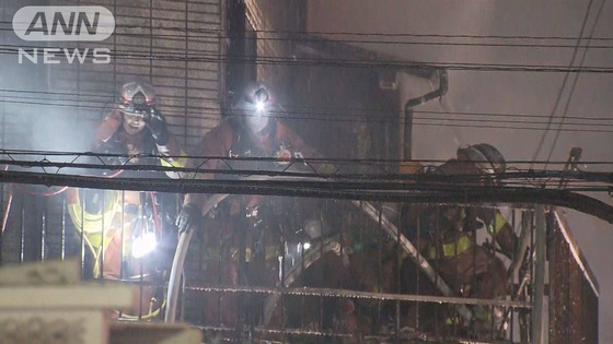 「バイクにガソリンを入れようとしたらストーブに引火した」板橋区で火事、逃げ遅れた男女2人が死亡