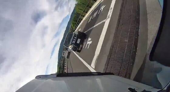 ジムニー横転