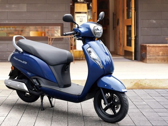 15_UZ125NEYM3_imagdde_03