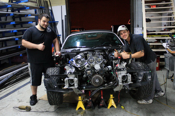 Pontiac-Solstice-swap-TOYOTA-Supra-2JZ-Engine