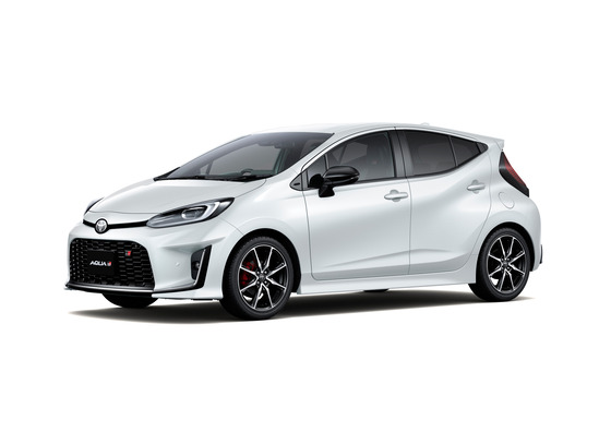 どっちの車を買おうか悩んでる