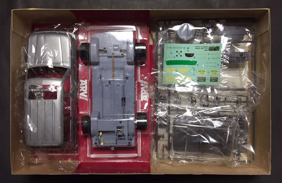 フジミ1/24トヨタランドクルーザーエクスポートシャーシ完成済み