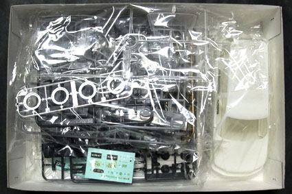 アオシマ1/24ホンダCR-Vドレスアップワゴン 1000円 : ブログ