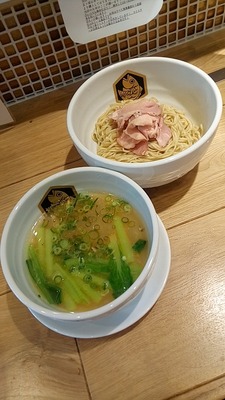 ☆☆☆☆.5麺魚(渋谷)880円