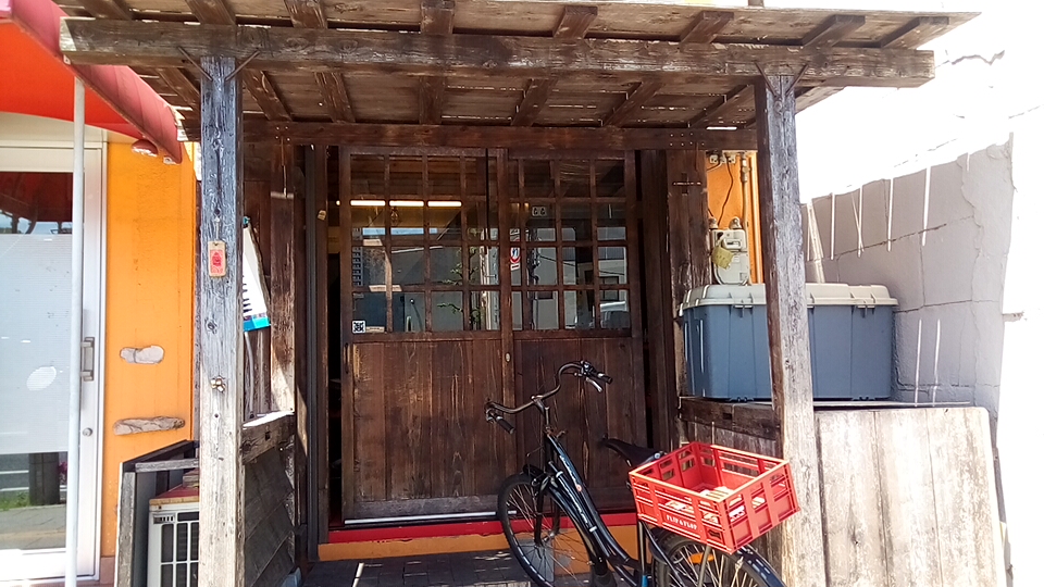 こばやし 北千住 赤バイクの知蔵のつけ麺アドベンチャー こばやし 北千住 赤バイクの知蔵のつけ麺アドベンチャー