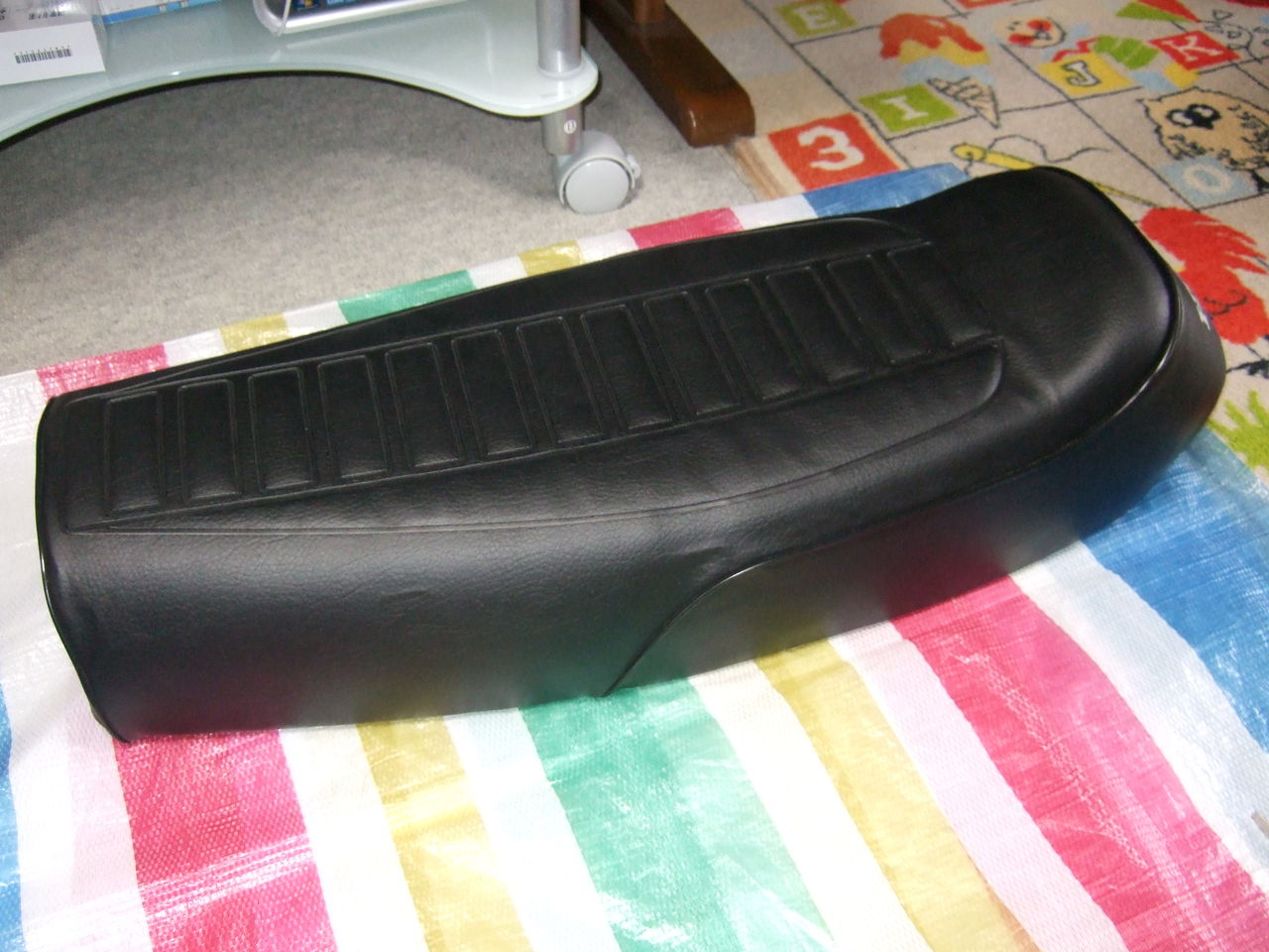 新品 CB400F シートカバー タンデムベルト・リベット14個付き 即納 141030CB400F(NC36) シート タンデムベルト 平成Four