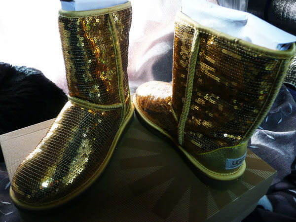 キラキラブーツをお買い上げ Ugg 佐野アウトレット店 Soba De Sova キラキラブーツをお買い上げ Ugg 佐野アウトレット店 Soba De Sova