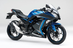 kawasaki-ninja-250-01-2015