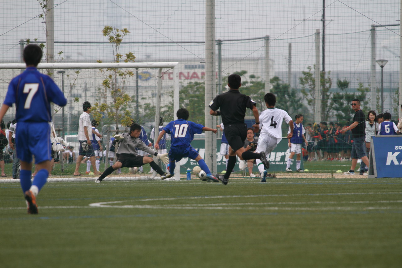 Medium Tempo 金光大阪高校サッカー部 Medium Tempo 金光大阪高校サッカー部