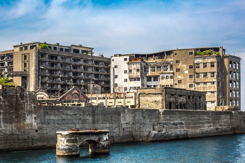 IBA_4K_4096_Gunkanjima_buildings_1