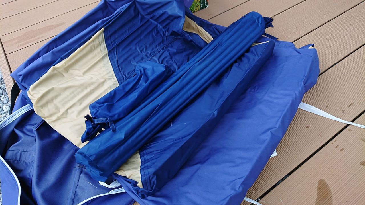 キャプスタのドームテントを張って確認 Camp Swamp