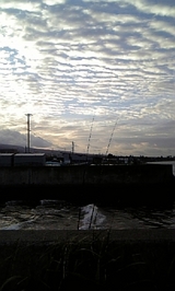 伊達 海岸 河口 雲