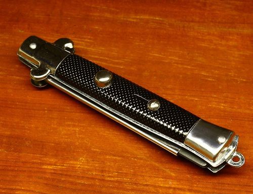 購入品 ２０１２年 ２１ 飛び出しナイフ型 くし ビバ 趣味生活