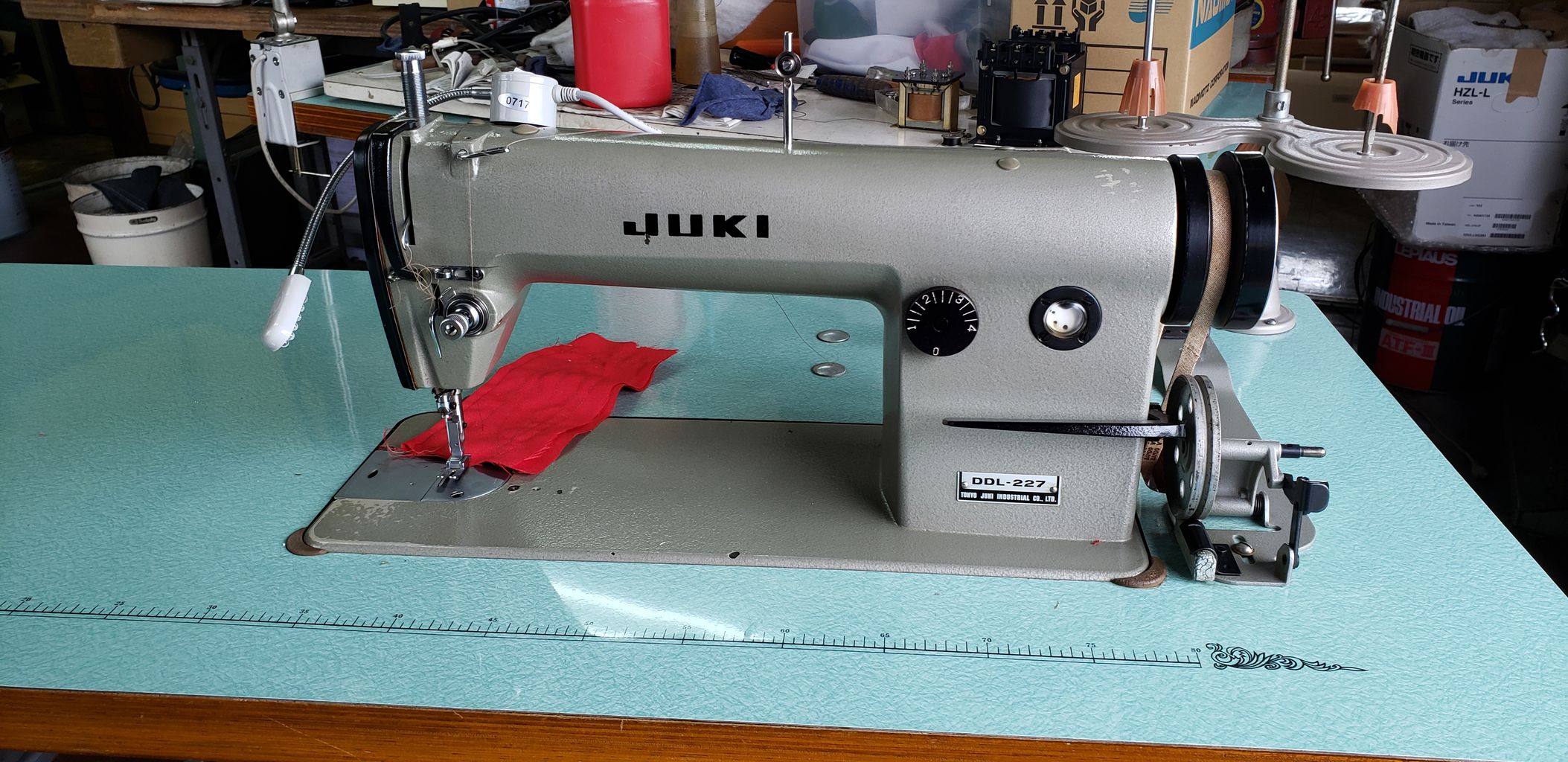 限定値下げ！【動作確認済】JUKI DDL-227 椅子付