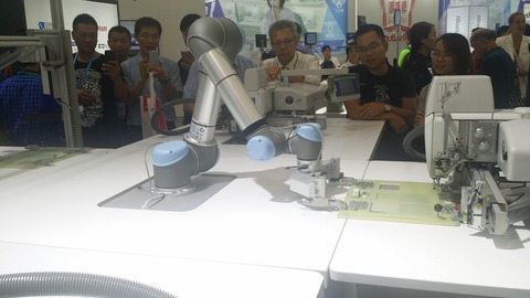 デュルコップ製ロボットミシン③