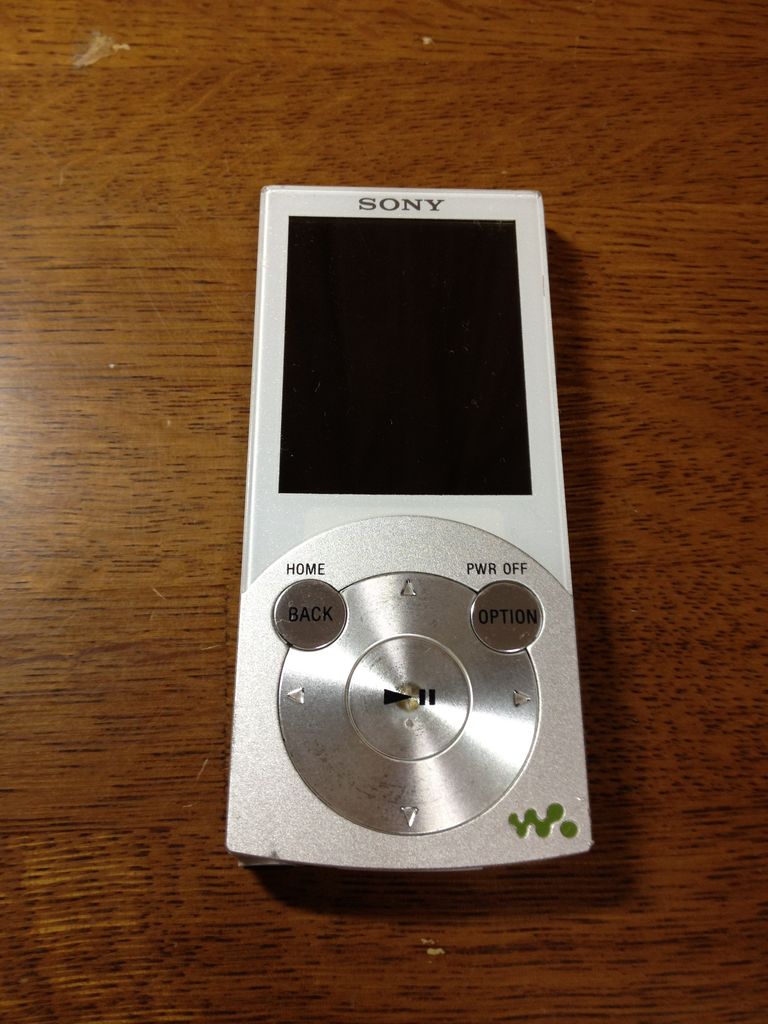 今日はwalkmanのボリュームボタンの修理 W 行ったり来たりライフ お買い物レビューやオーディオの話