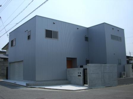 ガルバリウム鋼板 外壁その１ 大彦建設 ブログ