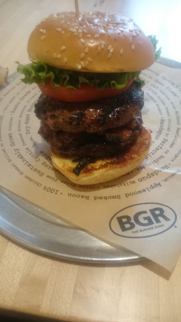 アメリカのハンバーガーチェーンを食べ比べてみた 後編 ダイケ 世界を行く 三十路男のhrc巡り アメリカのハンバーガーチェーンを食べ比べてみた 後編 ダイケ 世界を行く 三十路男のhrc巡り