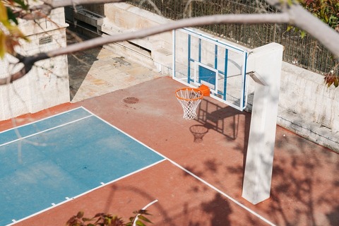 basketball-court-4158462_960_720