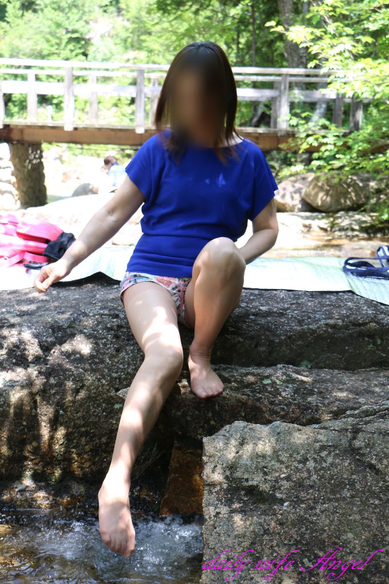 川のせせらぎ スト脚のままで Daily Wife Angel のblog 川のせせらぎ スト脚のままで Daily Wife Angel のblog