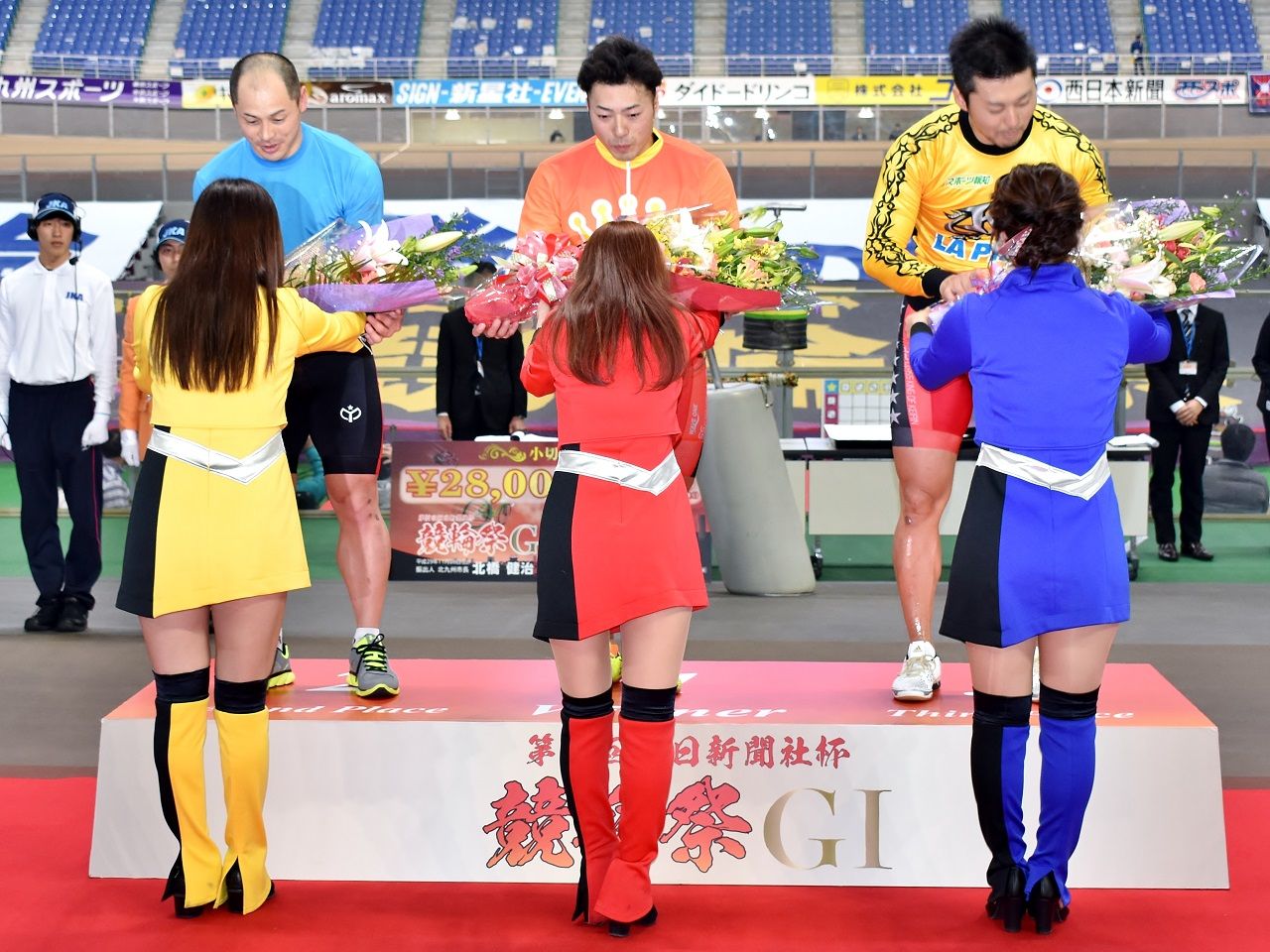 競輪　新田祐大サイン入り　ジャージ　競輪祭 新田 祐大 / Nitta Yudai - 自転車選手 on X: 