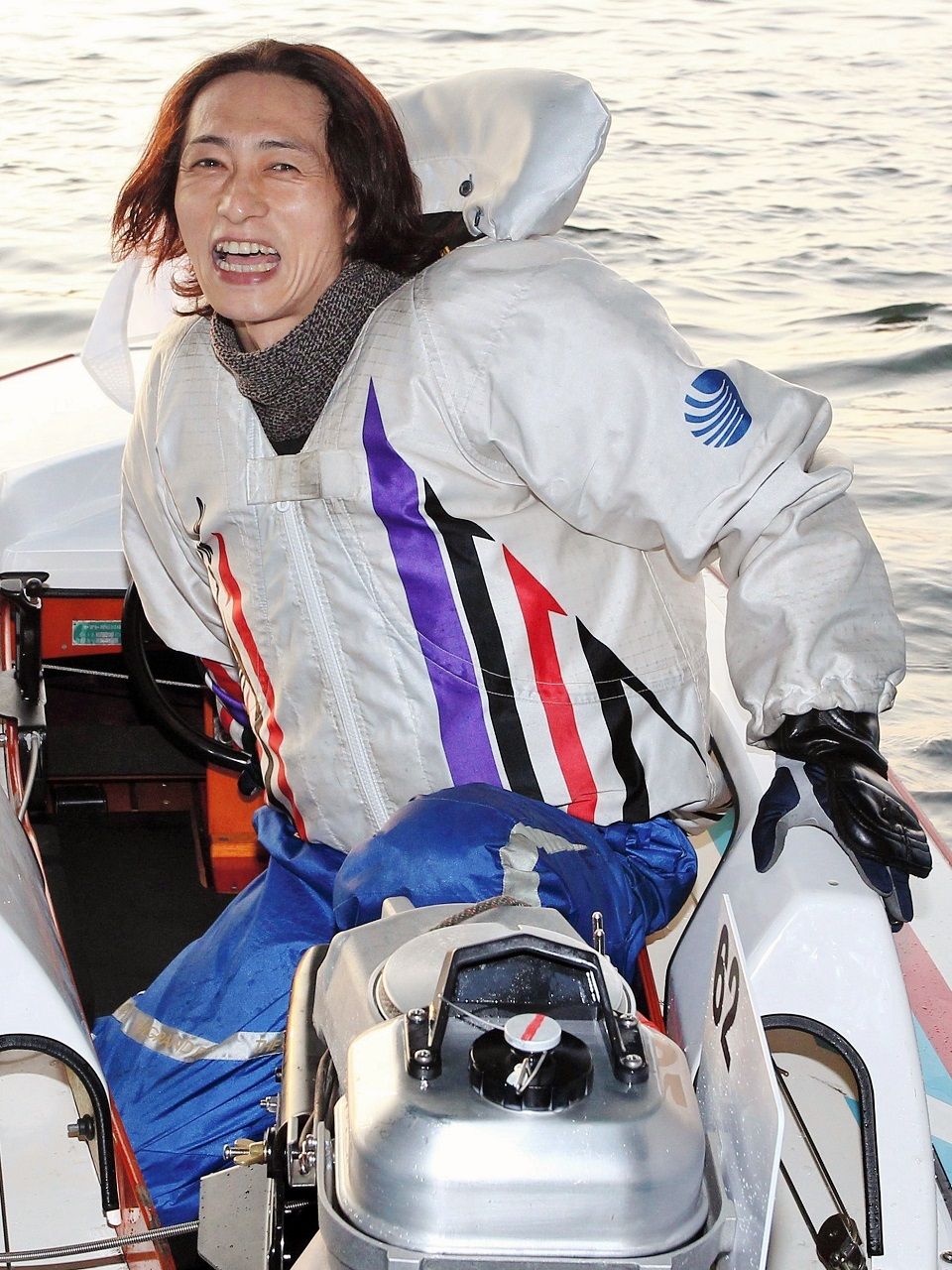 競艇　山崎智也選手サイン入りトロフィー 競艇 山崎智也選手サイン入りトロフィー - メルカリ