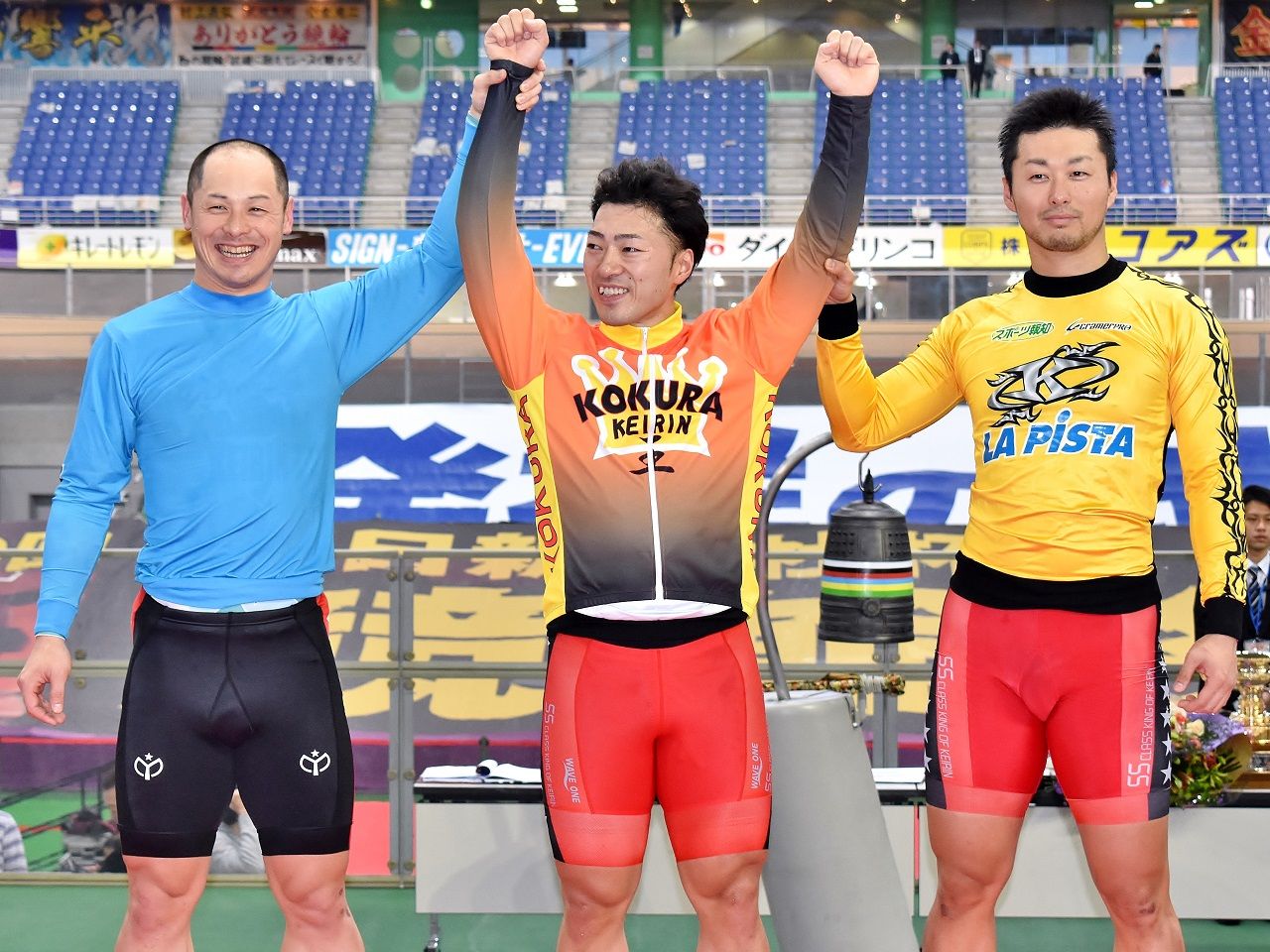 競輪　新田祐大サイン入り　ジャージ　競輪祭 新田 祐大 / Nitta Yudai - 自転車選手 on X: 